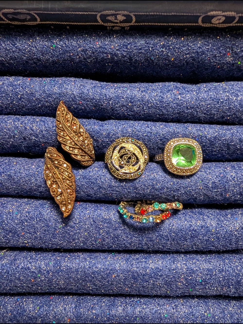 Size 6.5 Ring Set Leaf, Green Stone, Rose Women's Ring Set